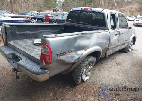 2006 Toyota Tundra Sr5 V8 z USA, uszkodzony, nr VIN 5TBBT44106S474250